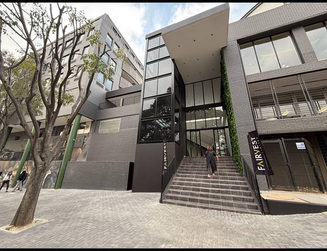 390M² RETAIL TO LET IN ROSEBANK
